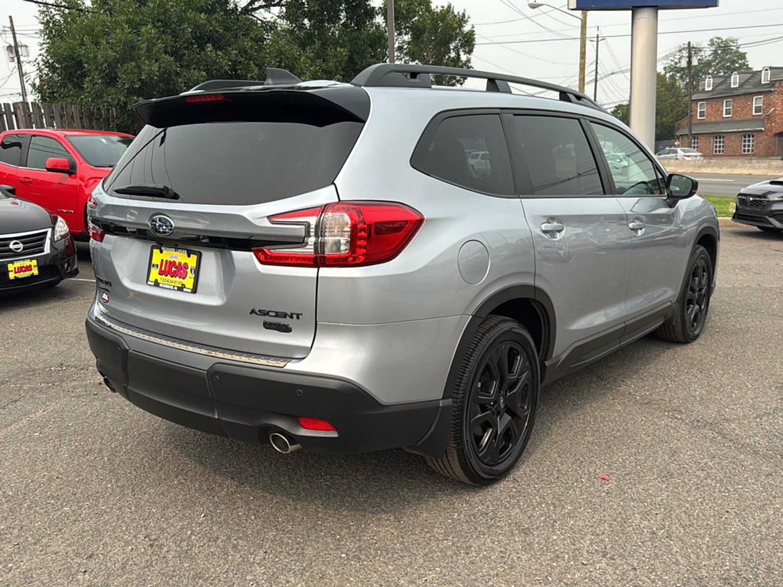 Used 2025 Subaru Ascent Bronze Edition w/ Onyx Package AWD/4WD image 5