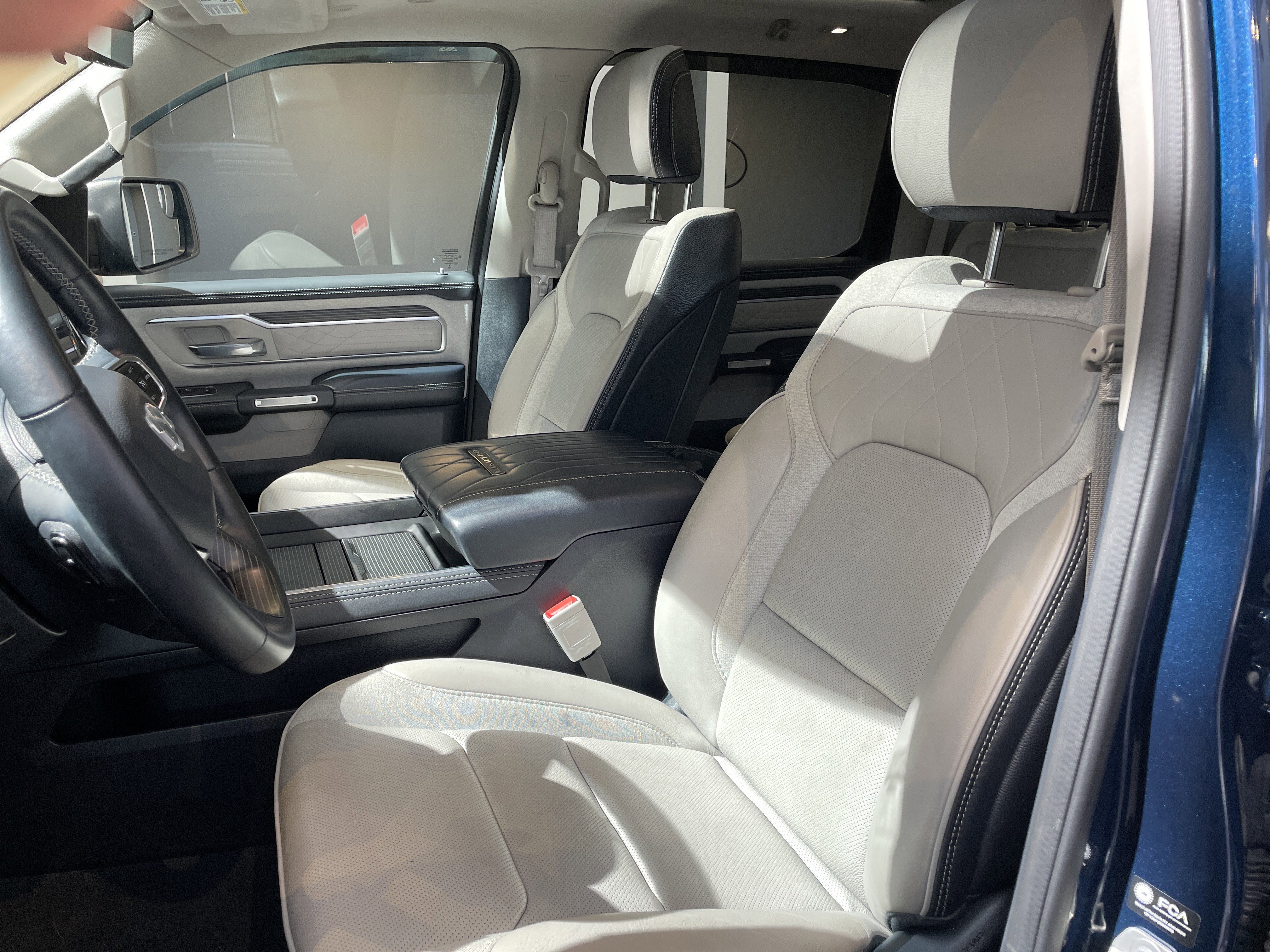 Used 2024 RAM 1500 Limited AWD/4WD image 15