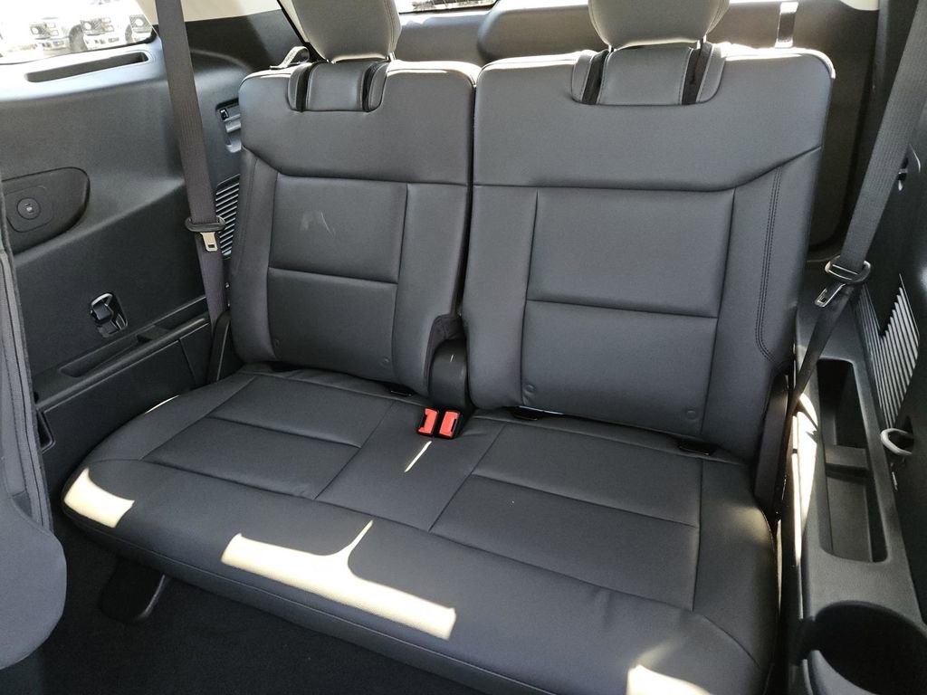 New 2026 Ford Explorer Active w/ Active Comfort Package image 28