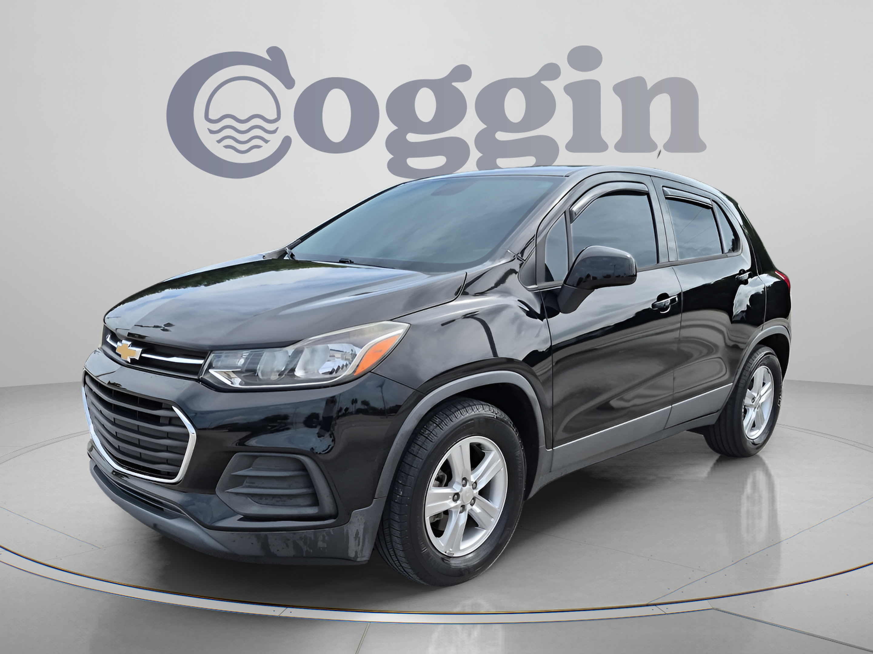 Used 2019 Chevrolet Trax LS FWD image 2