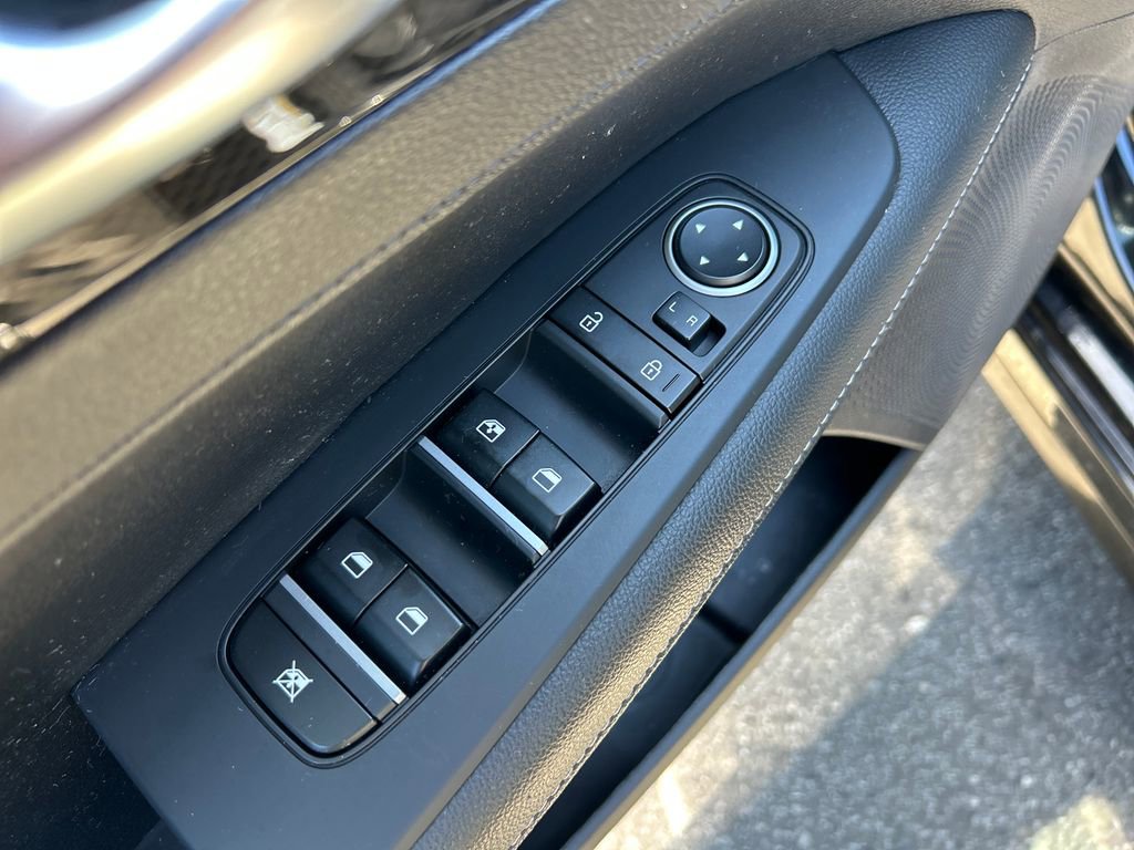 Used 2023 Kia Forte GT-Line w/ GT-Line Technology Package FWD image 13