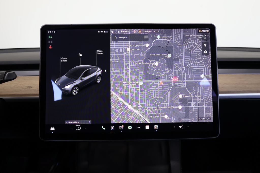 Used 2021 Tesla Model Y Long Range AWD/4WD image 26