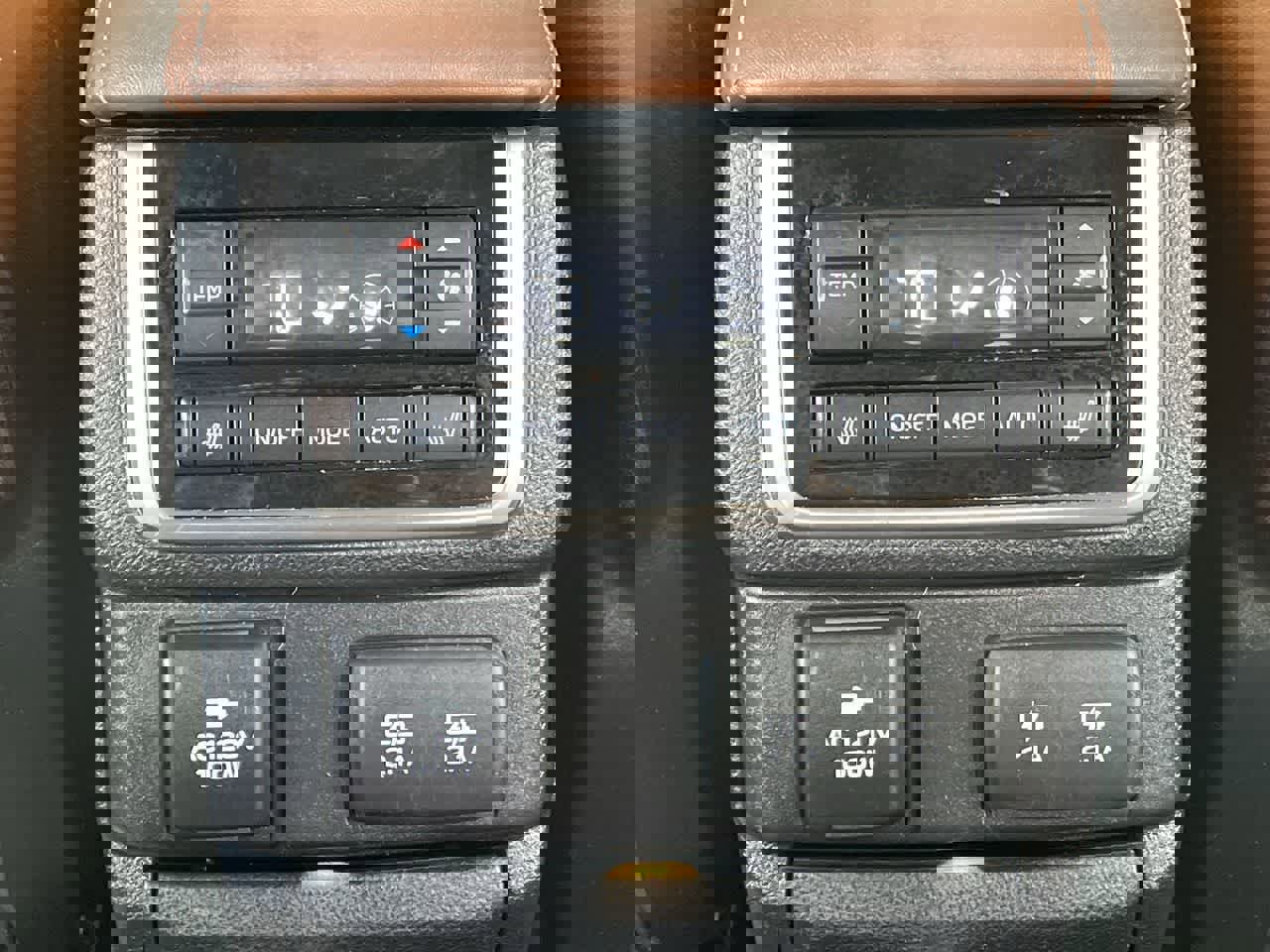 Used 2019 Subaru Ascent Touring w/ Popular Package #3 image 22