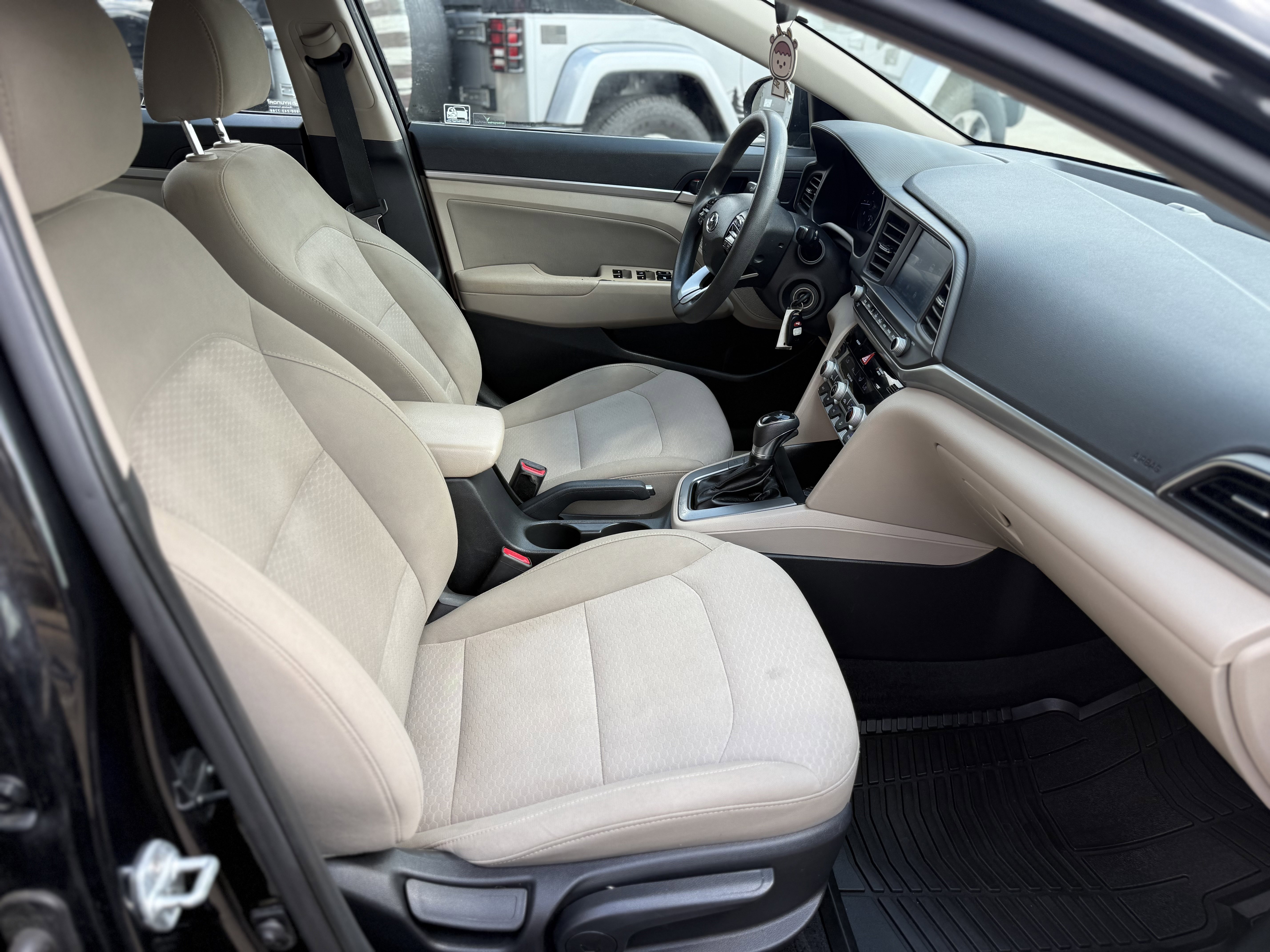 Used 2020 Hyundai Elantra SEL w/ Cargo Package (C1) FWD image 13
