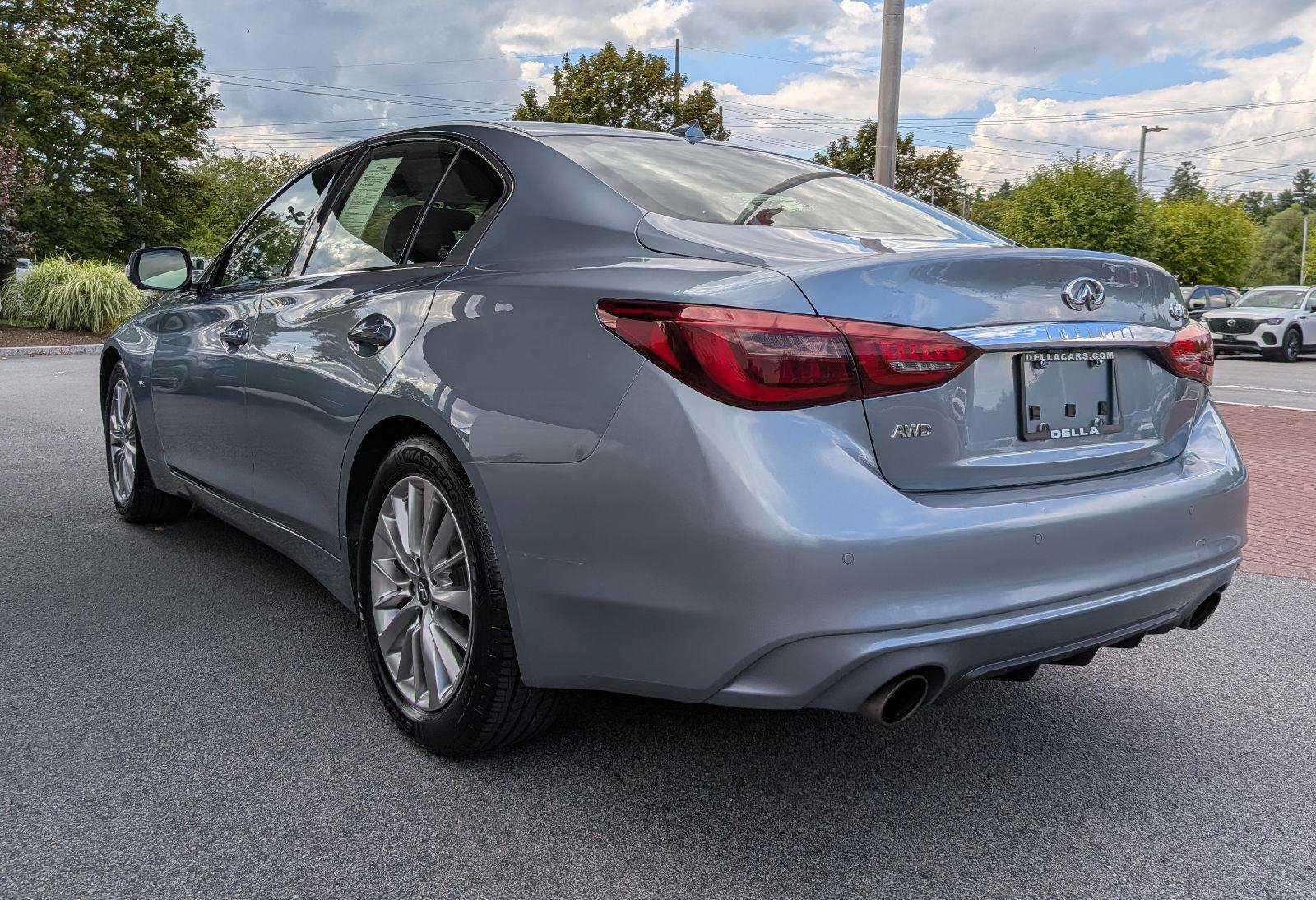 Used 2018 INFINITI Q50 Luxe w/ Sensory Package (Luxe) AWD/4WD image 7