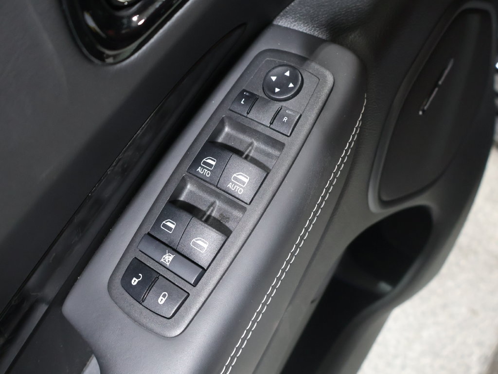 Certified 2024 Dodge Durango SRT AWD/4WD image 17