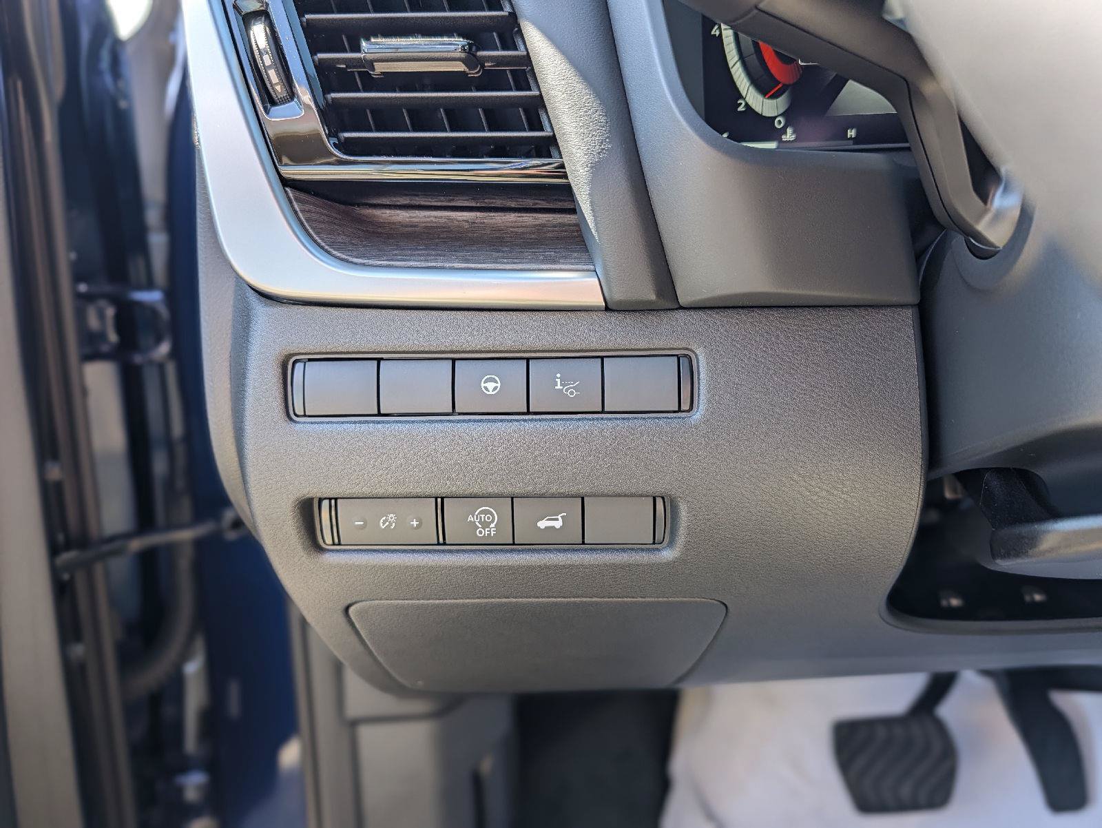 New 2026 Nissan Rogue Platinum AWD/4WD image 36