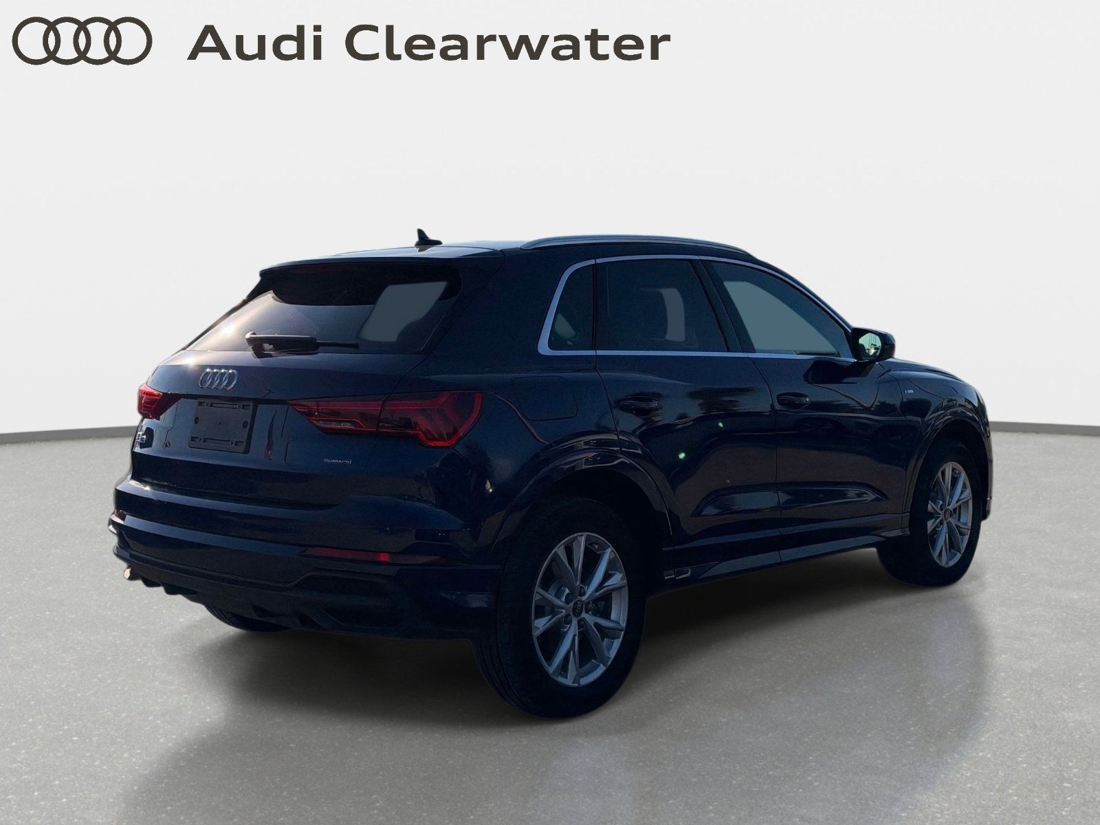Used 2025 Audi Q3 2.0T Premium Plus AWD/4WD image 3