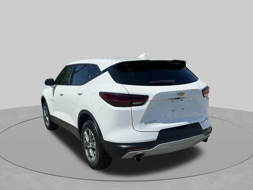 Used 2024 Chevrolet Blazer LT FWD image 6