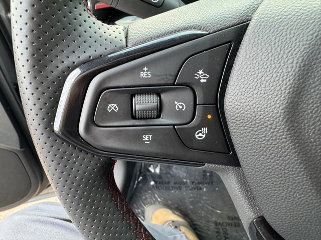 Used 2025 Chevrolet Trax RS w/ Driver Confidence Package image 20