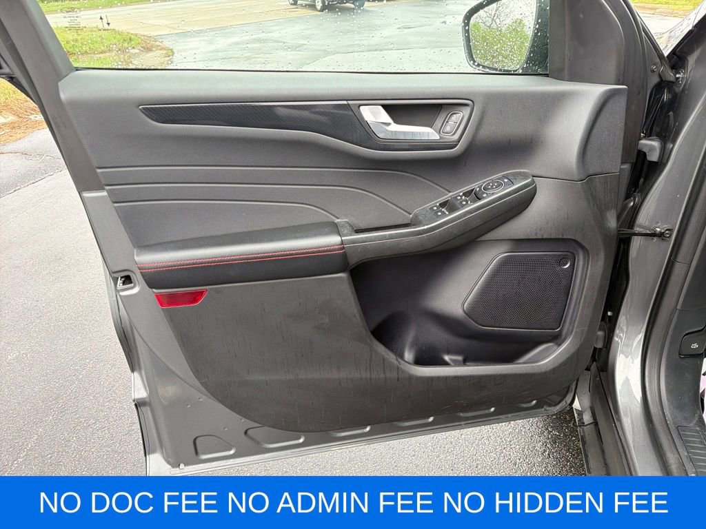 Used 2024 Ford Escape ST-Line AWD/4WD image 12