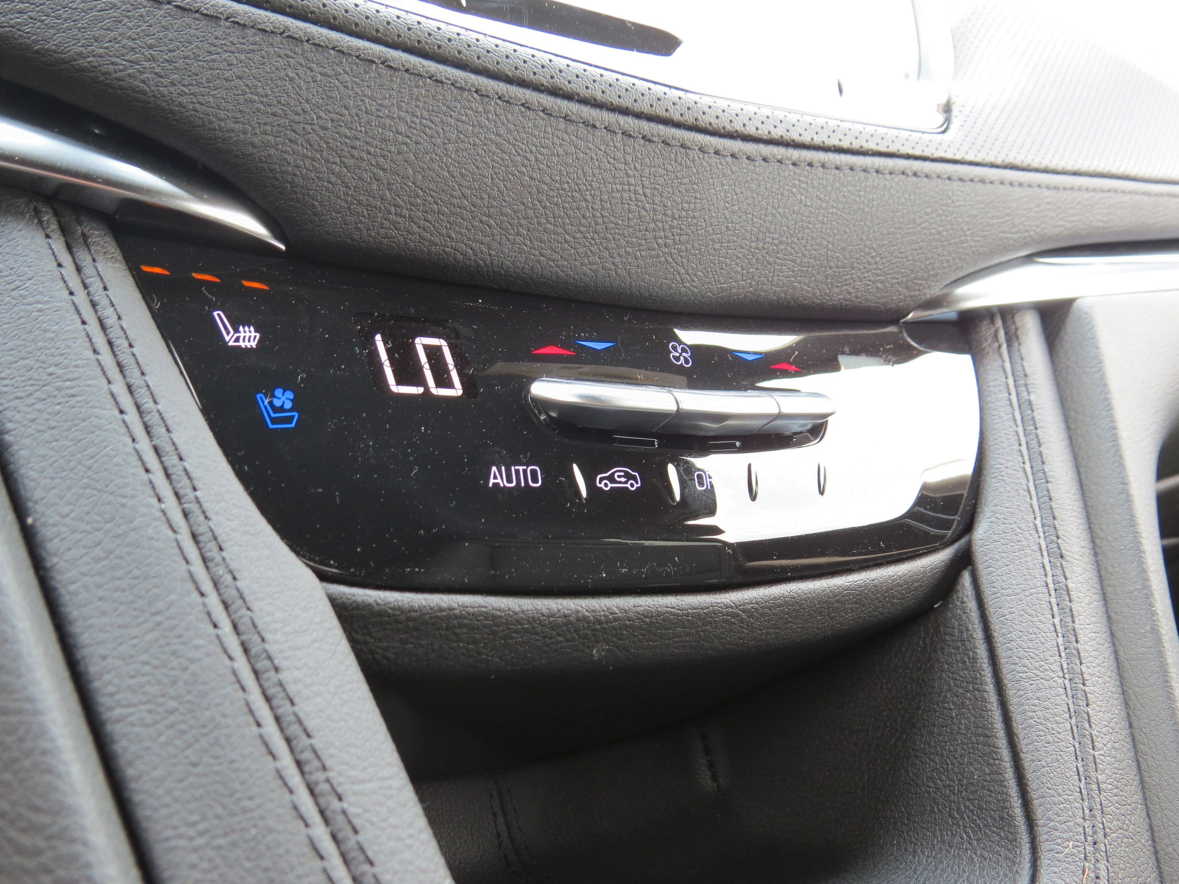 New 2025 Cadillac XT5 Premium Luxury w/ Technology Package image 31