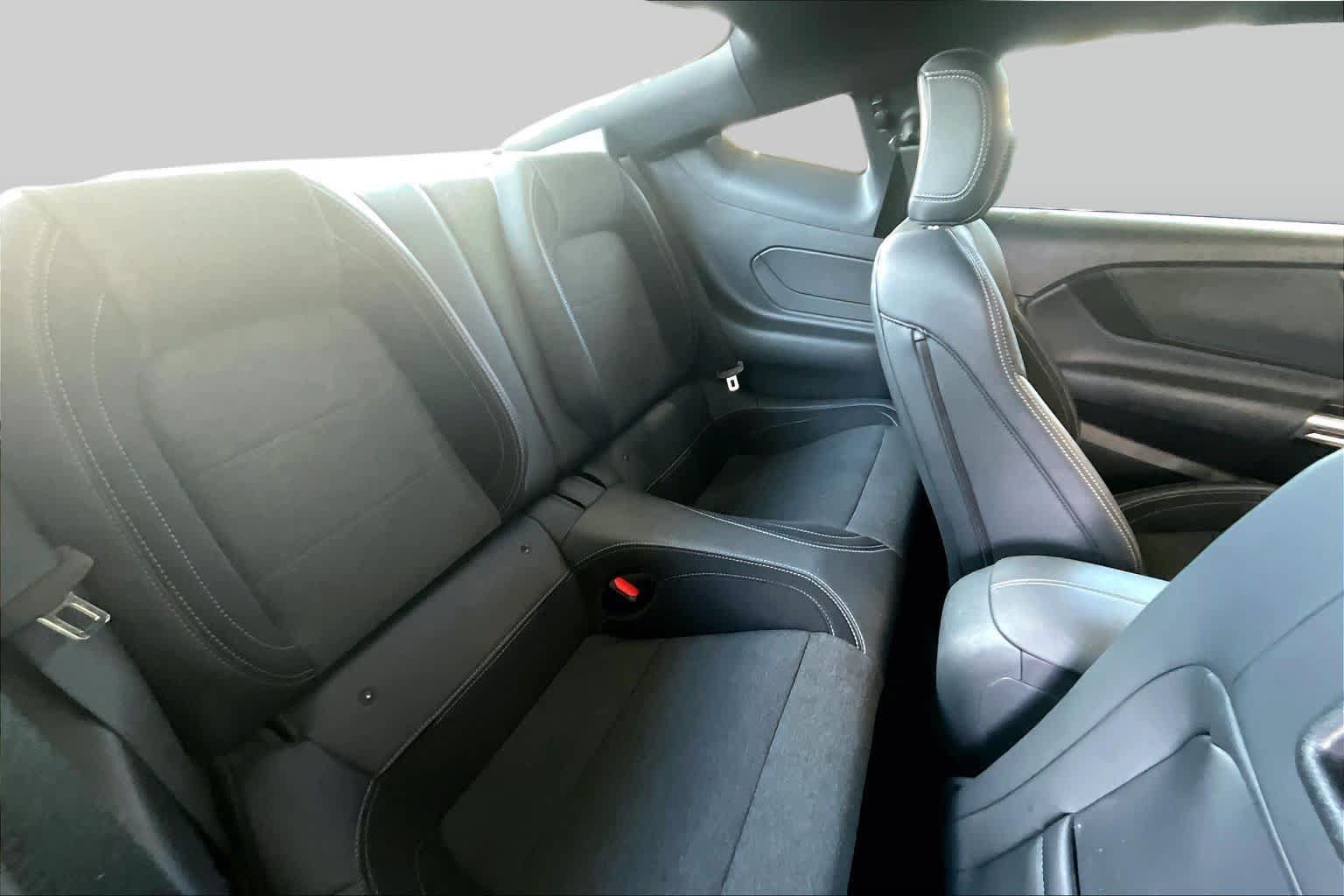 Used 2025 Ford Mustang Coupe RWD image 16