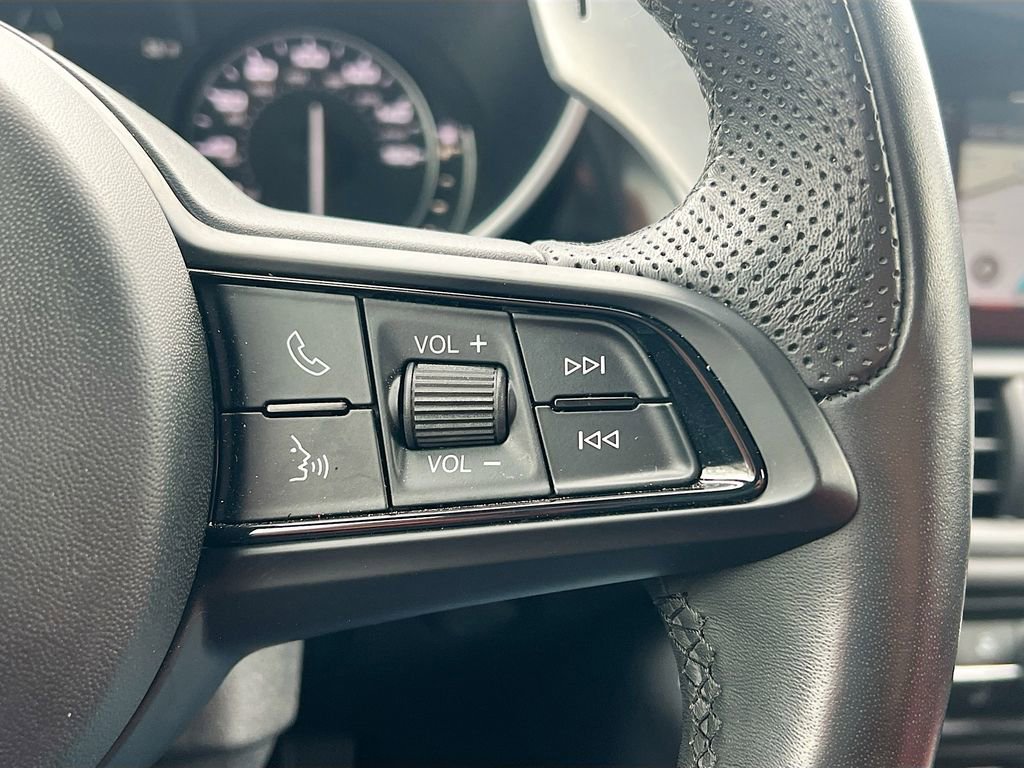 Used 2022 Alfa Romeo Giulia Sprint image 13