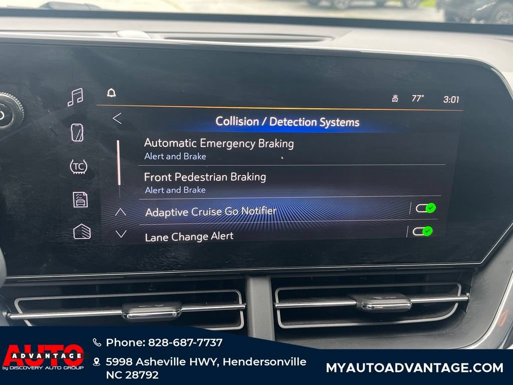 Used 2024 Chevrolet Trax LT w/ Driver Confidence Package FWD image 18