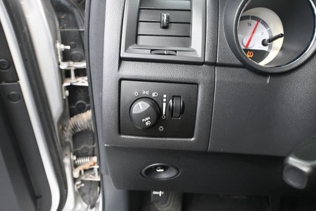 Used 2010 Dodge Charger SXT AWD/4WD image 25