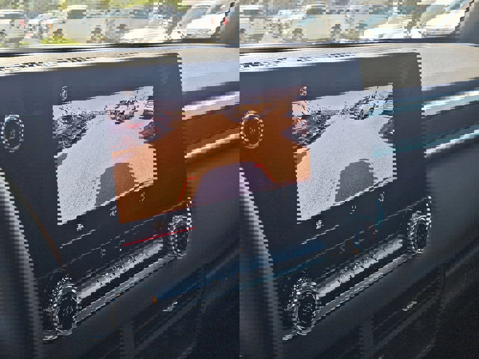 Used 2024 GMC Canyon Elevation image 16