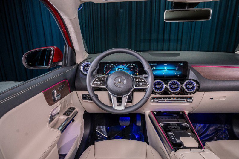 Certified 2023 Mercedes-Benz GLA 250 4MATIC image 15