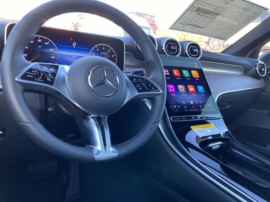 Certified 2025 Mercedes-Benz GLC 300 4MATIC image 30