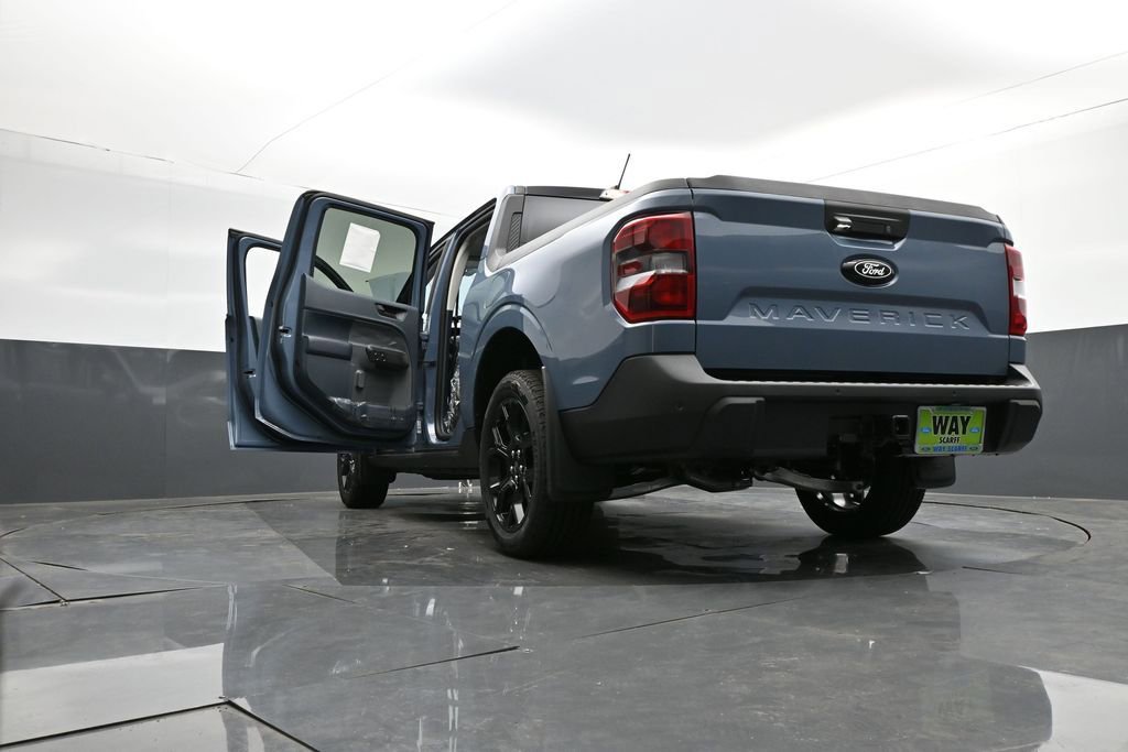 New 2025 Ford Maverick Lariat w/ Black Appearance Package image 39