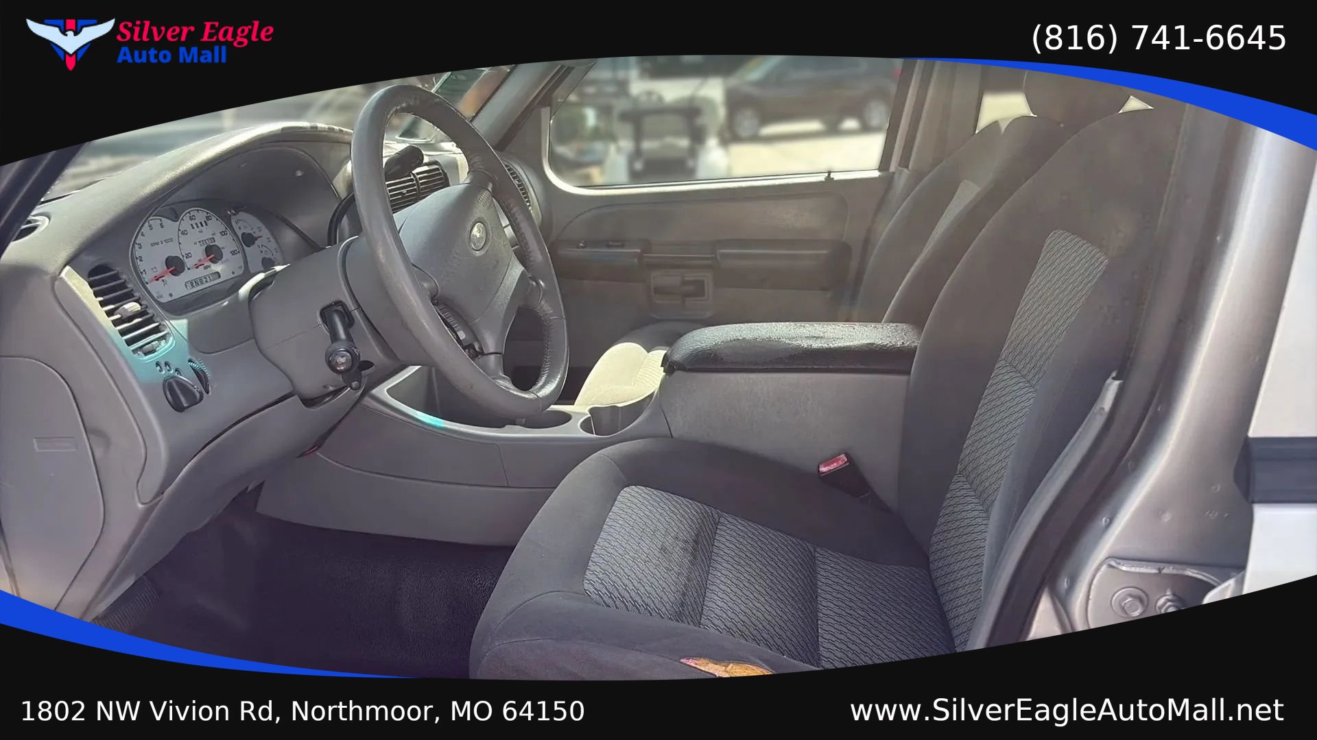 Used 2003 Ford Explorer Sport Trac XLT AWD/4WD image 9