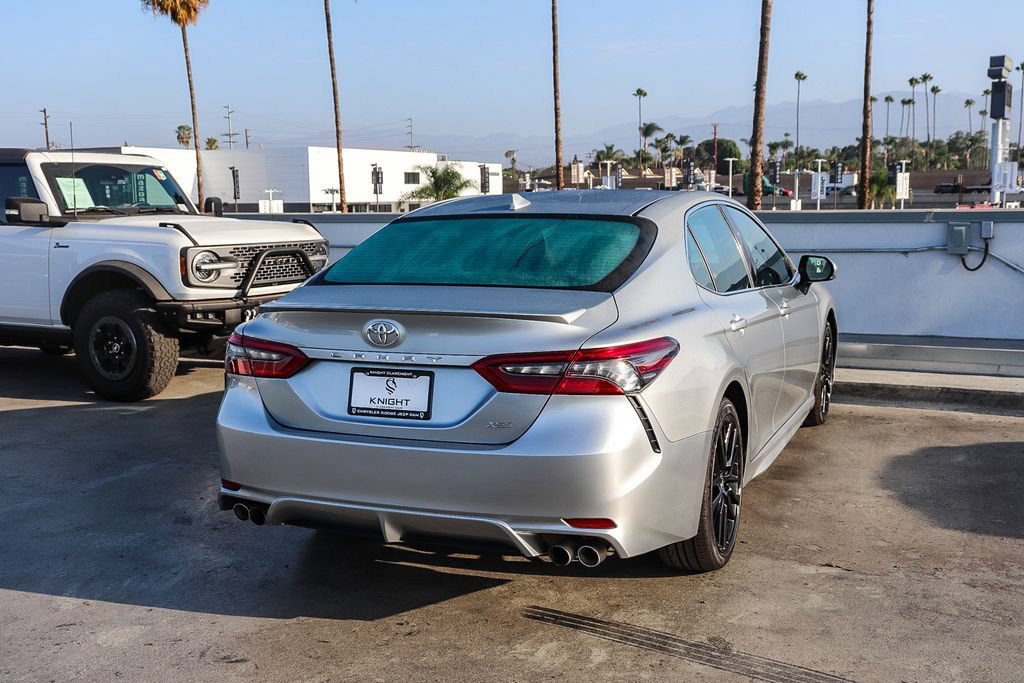 Used 2024 Toyota Camry XSE FWD image 9