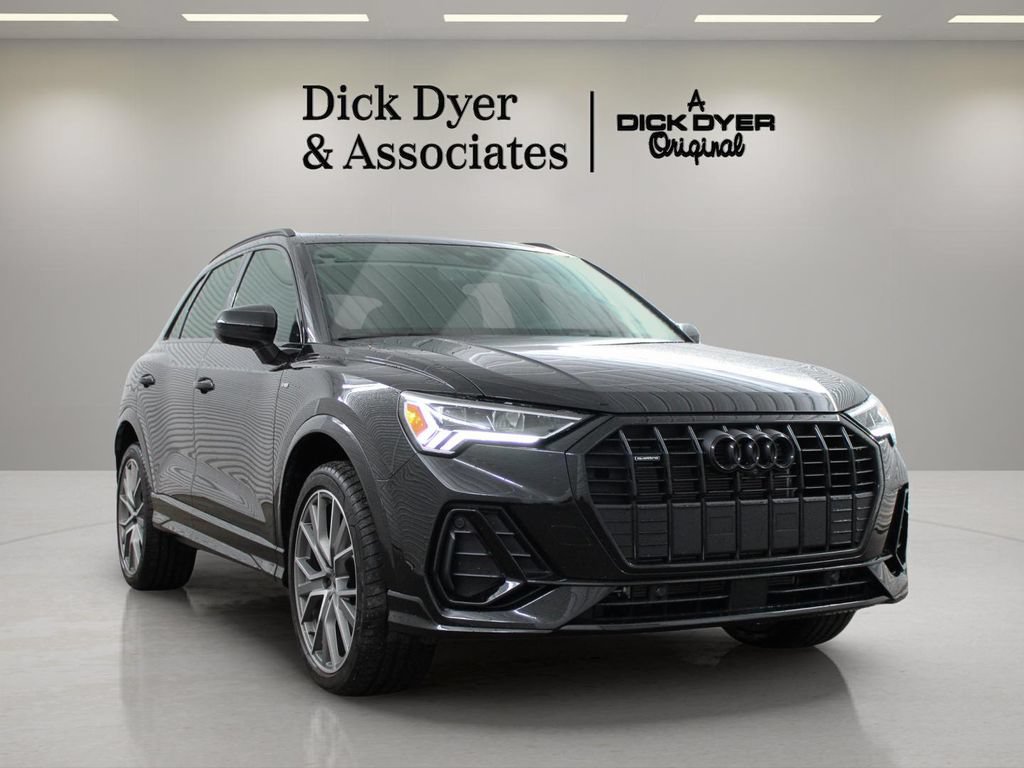 Used 2025 Audi Q3 2.0T Premium Plus