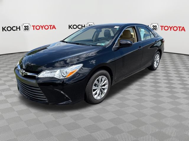 Used 2016 Toyota Camry LE FWD image 3
