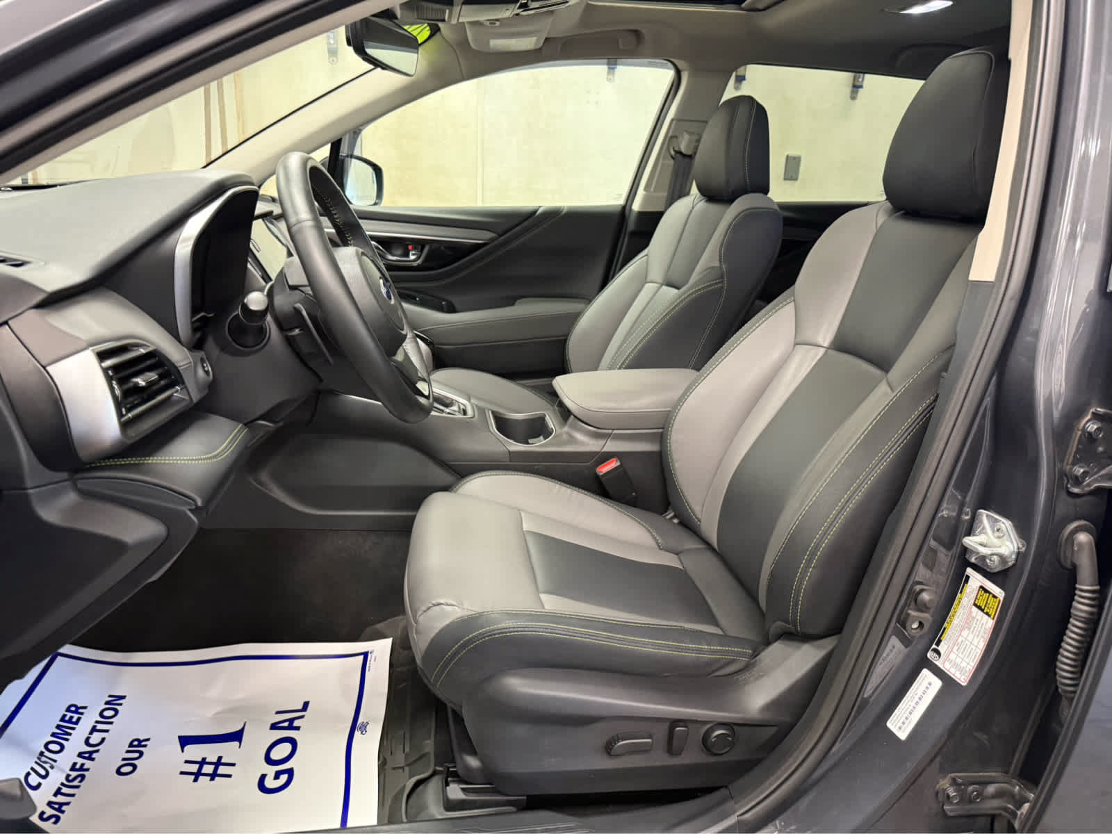Used 2024 Subaru Outback Onyx Edition XT AWD/4WD image 10