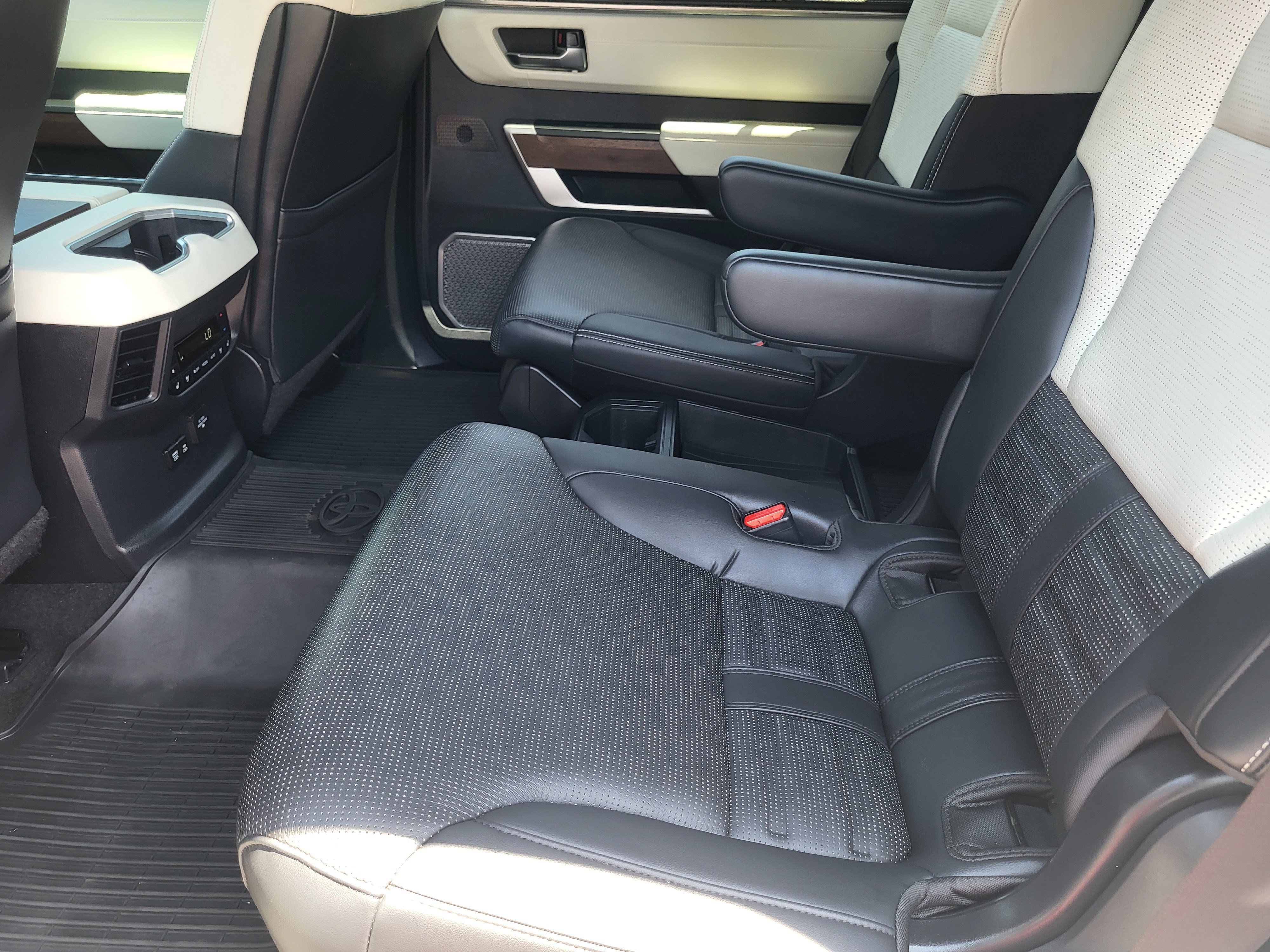Certified 2024 Toyota Sequoia Capstone AWD/4WD image 23
