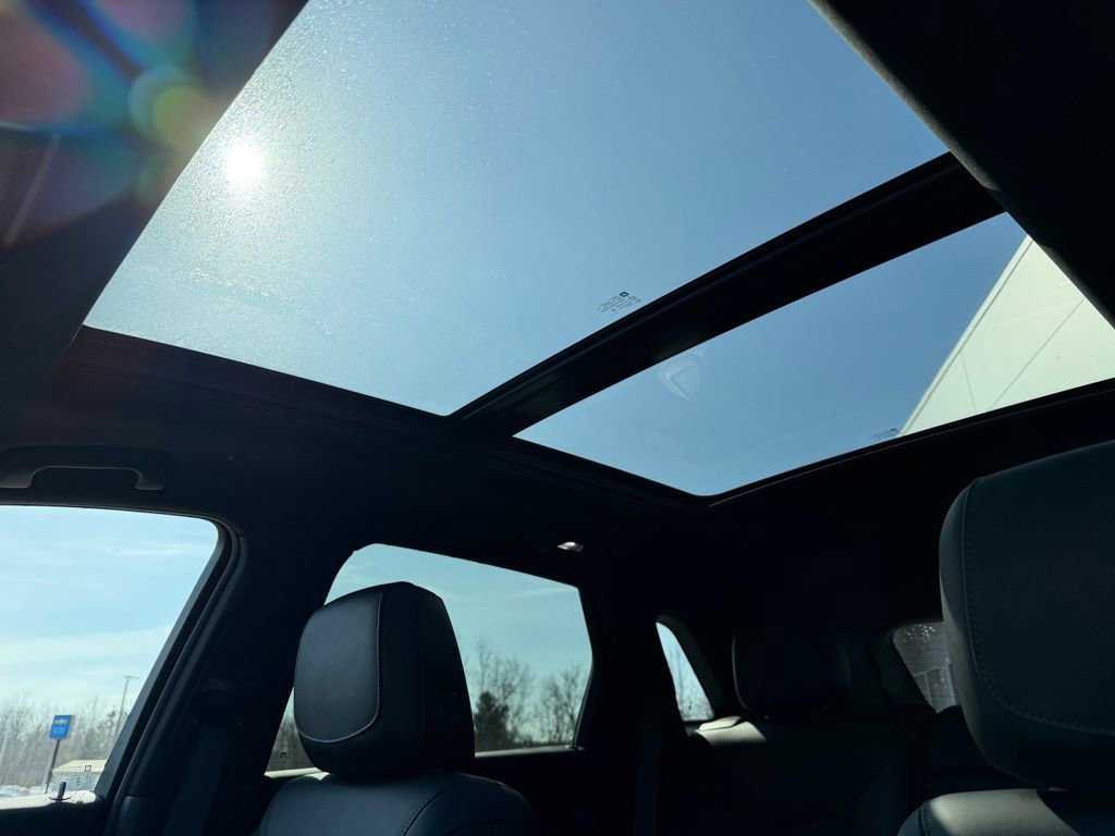 Used 2023 Cadillac XT5 Premium Luxury image 9