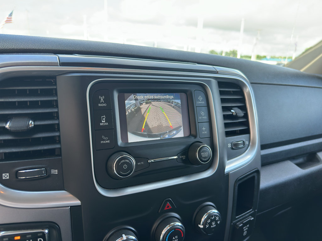 Used 2022 RAM 1500 Classic SLT w/ Protection Group AWD/4WD image 18