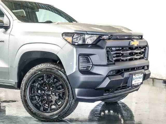 New 2026 Chevrolet Colorado W/T w/ WT Custom Package AWD/4WD image 3