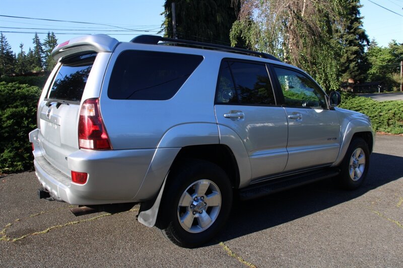 Used 2005 Toyota 4Runner SR5 AWD/4WD image 3