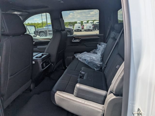 New 2026 Chevrolet Silverado 2500 High Country w/ High Country Premium Package AWD/4WD image 11