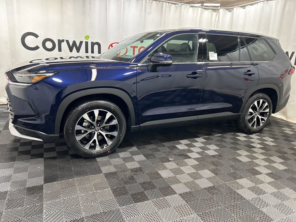 Used 2026 Toyota Grand Highlander AWD Hybrid image 4