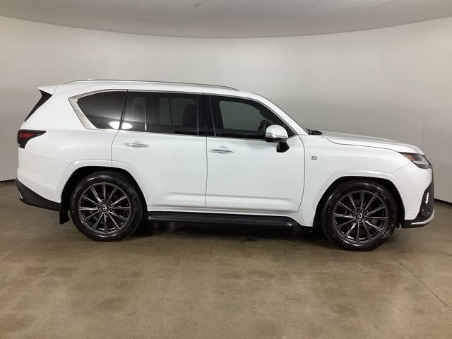 Used 2025 Lexus LX 700h F Sport w/ Accessory Package (Z1) AWD/4WD image 5