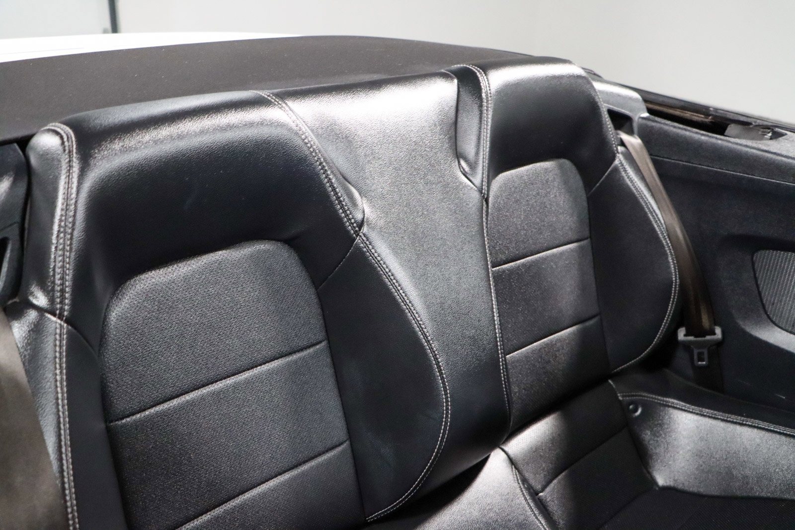 Used 2020 Ford Mustang Premium image 26