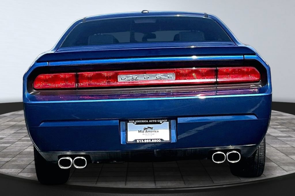 Used 2010 Dodge Challenger R/T RWD image 4
