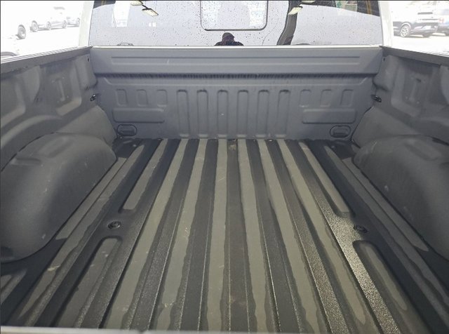 Used 2023 Ford F150 Lariat w/ Max Trailer Tow Package image 9