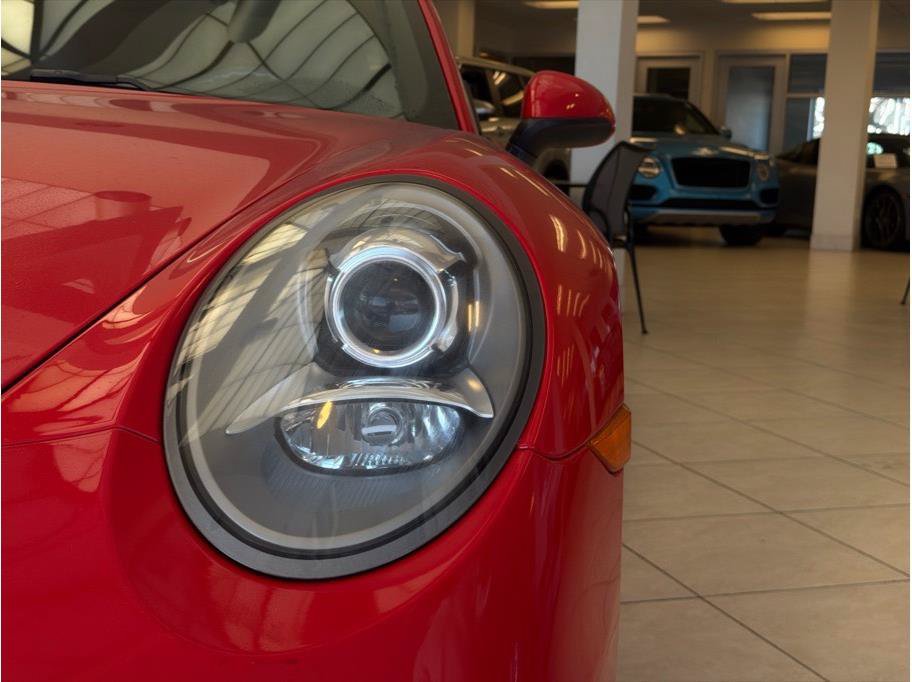 Used 2015 Porsche 911 Carrera image 24