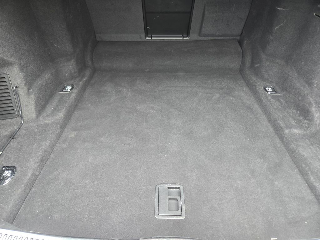 Certified 2022 Audi A8 L 3.0T image 42