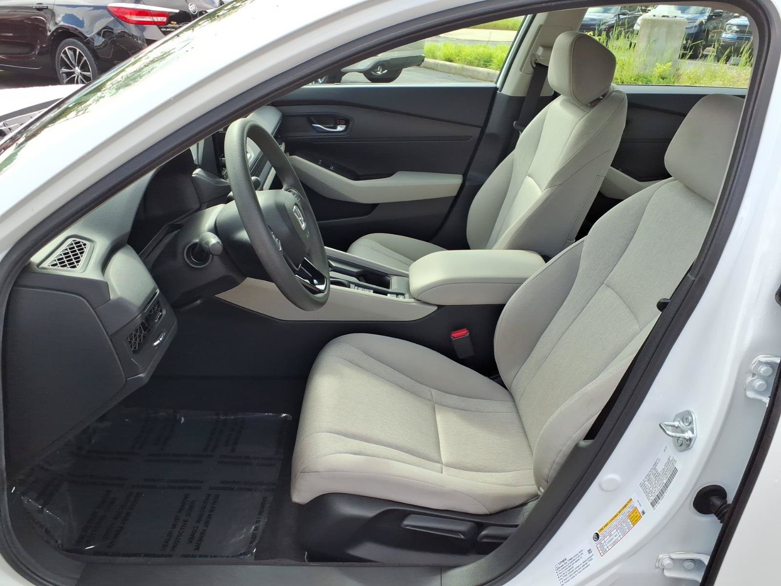 Certified 2024 Honda Accord LX image 4