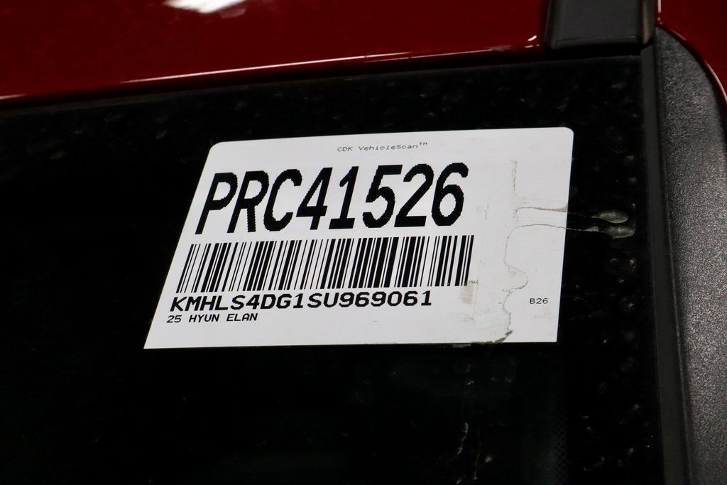 Certified 2025 Hyundai Elantra SEL image 41