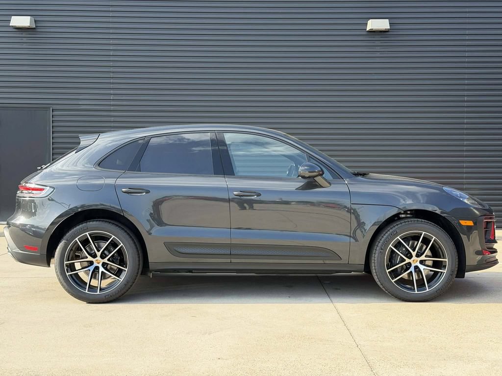 New 2026 Porsche Macan AWD/4WD image 7