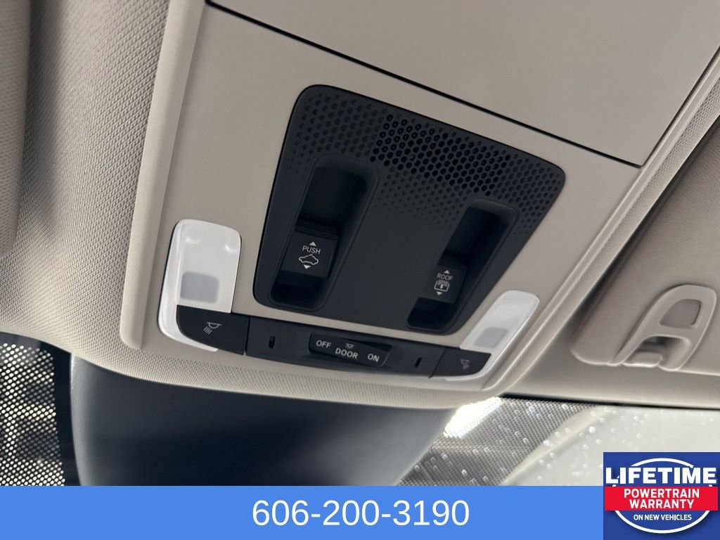 New 2025 Honda Pilot Touring image 30