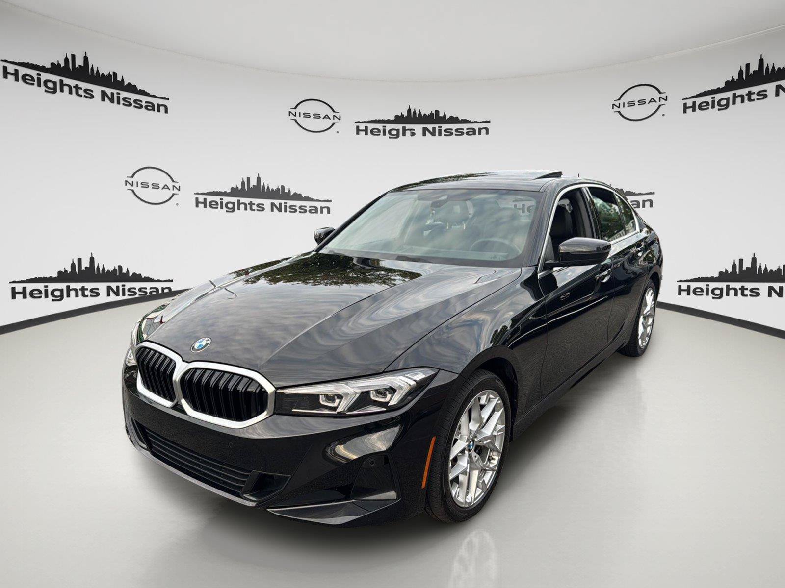 Used 2026 BMW 330i xDrive Sedan w/ Convenience Package AWD/4WD image 9