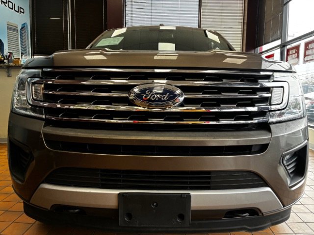 Used 2019 Ford Expedition Max XLT image 4