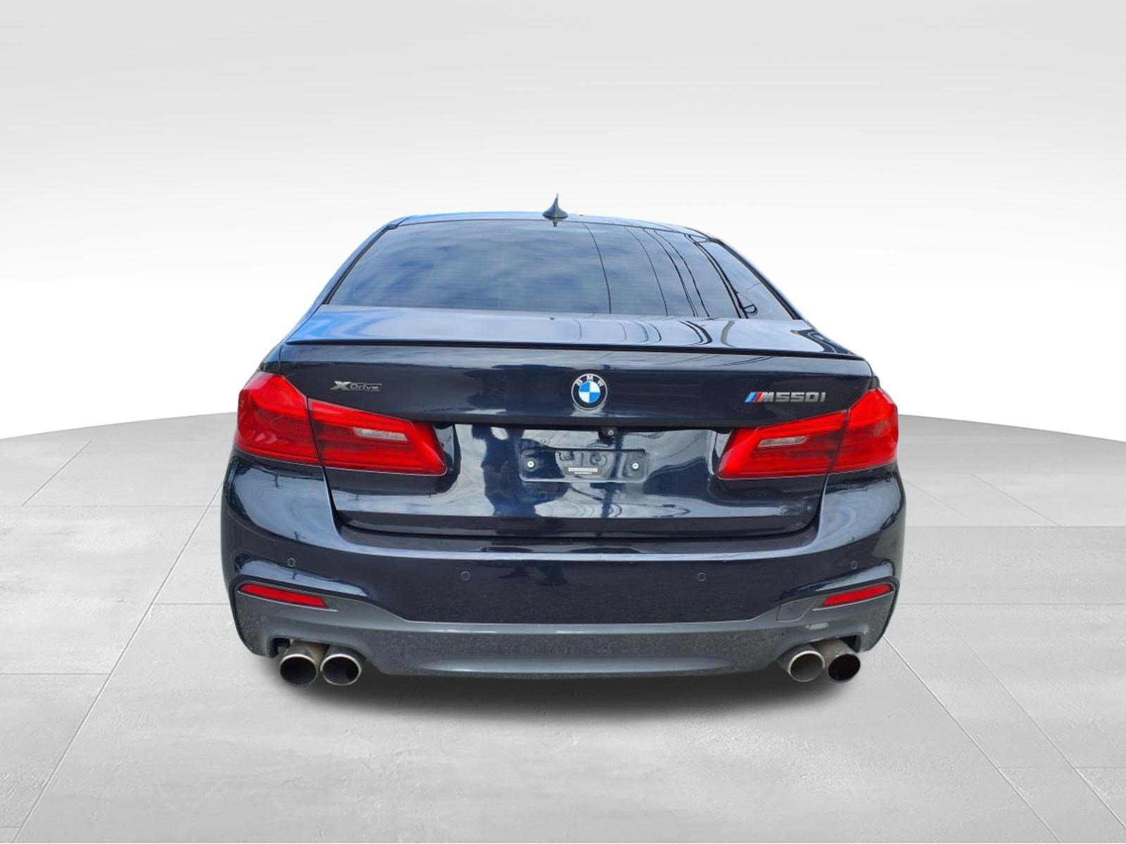 Used 2019 BMW M550i xDrive image 5