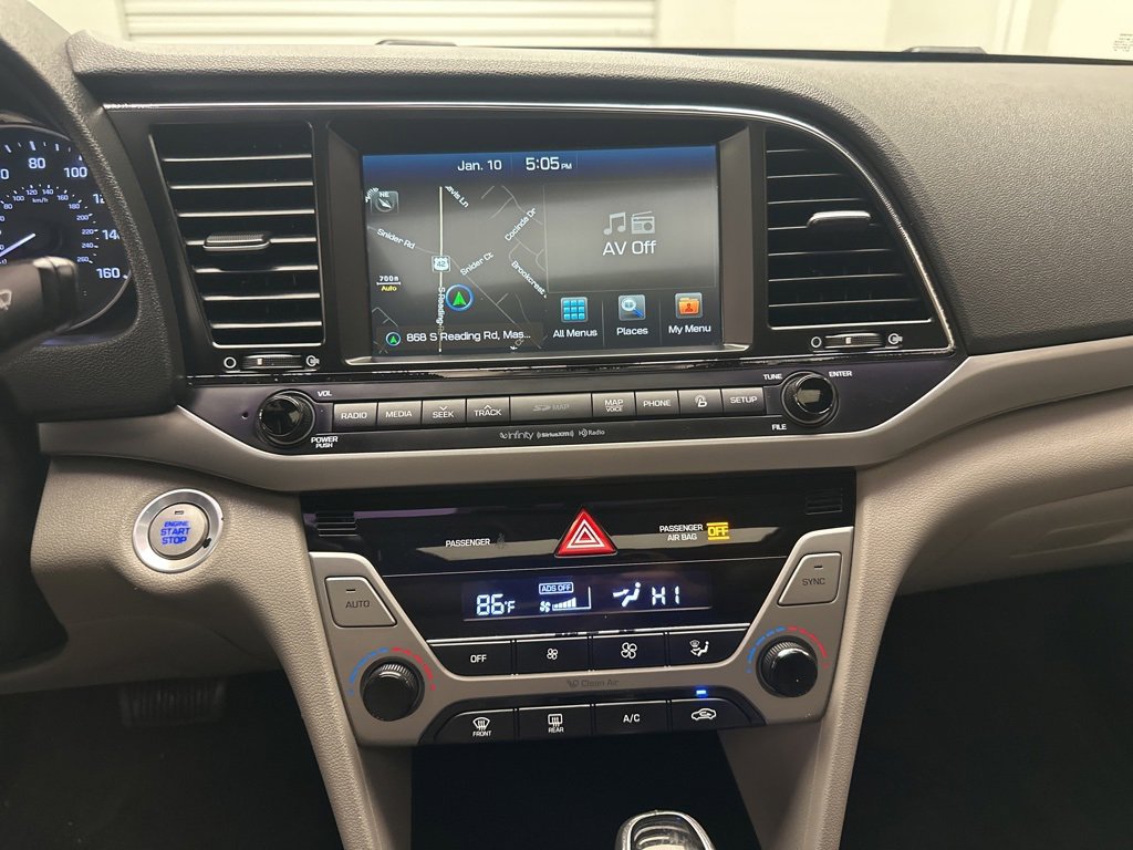 Used 2017 Hyundai Elantra Limited w/ Limited Tech Package 04 image 17